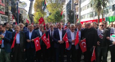 Binlerce kişi İsrail'e tepki için sokağa döküldü