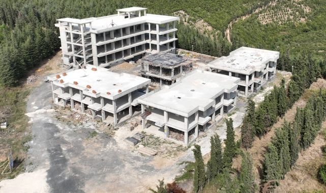 Dilovası’ndaki dev kompleks hızla ilerliyor