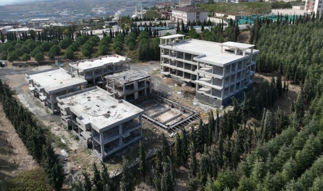 Dilovası’ndaki dev kompleks hızla ilerliyor