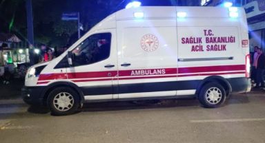 İki grup arasında kavga: 23 yaşındaki genç göğsünden bıçaklandı