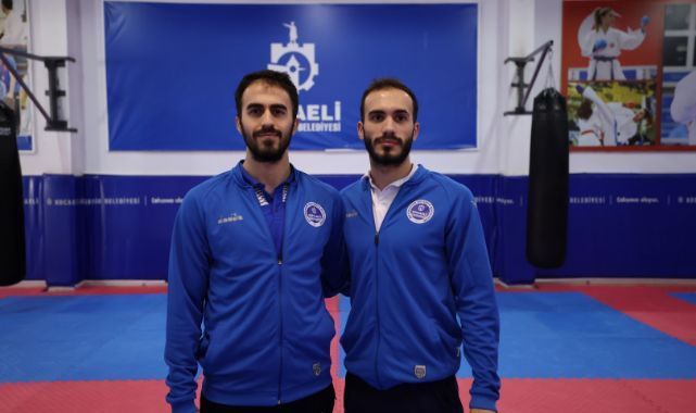Kağıtsporlu kardeşler dünya şampiyonasında