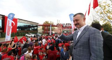Kocaeli “Türkiye Yüzyılına Koşuyor”
