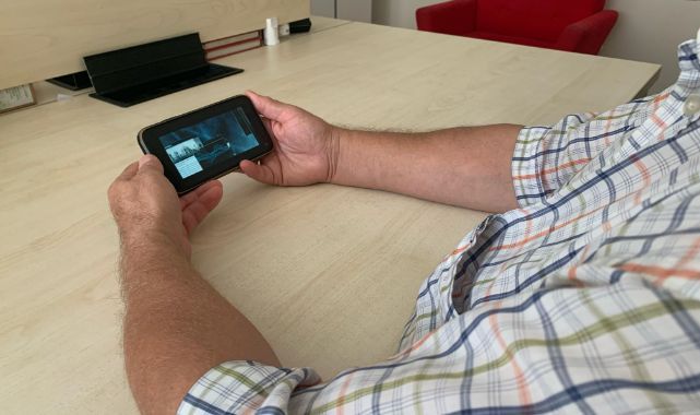 Mesaide tabletle oynayıp film izlemek kovulma sebebi