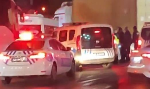 Polisi peşine taktı, uzun süre aracından inmedi