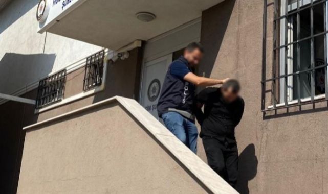 Şüphe üzerine durdurulan araçta 6 düzensiz göçmen yakalandı