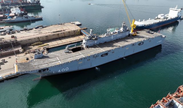 TCG Anadolu gemisi Sarayburnu'nda halkın ziyaretine açılıyor