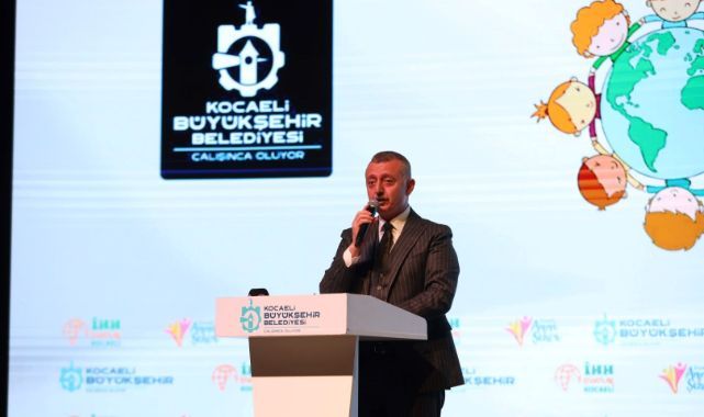 Batı, Gazze’de ölen çocuklar için 3 maymunu oynuyor