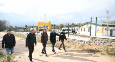 Çiftçi, Sokak Hayvanları Geçici Bakımevi’ni inceledi