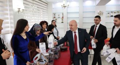 Darıca’da öğretmenlere özel kutlama