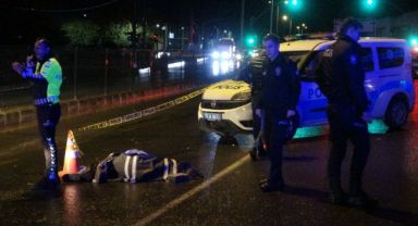 Otomobilin çarpıp tırın 100 metre sürüklediği kız çocuğu öldü