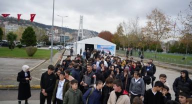 TCG Anadolu'ya ziyaretçi akını