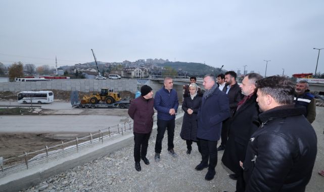 Büyükakın: Ulaşımda kilitleri teker teker açıyoruz