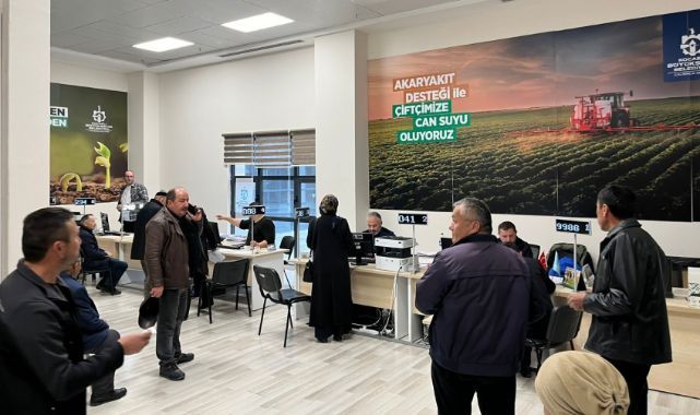 Büyükşehir’in gübre desteğine üreticilerden yoğun ilgi