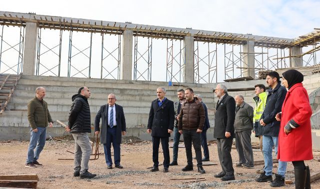 Çiftçi, Kapalı Spor Salonu projesini inceledi