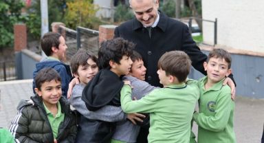 Çiftçi, minik öğrencilerle buluştu