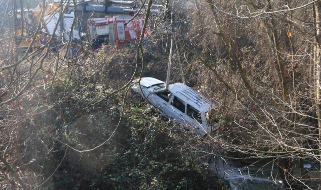 Dere yatağında otomobilde cesedi bulundu