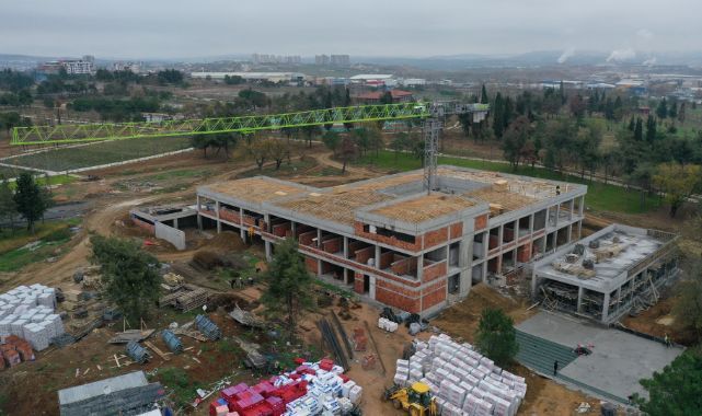 Gebze Engelsiz Yaşam Merkezinde çatı imalatı