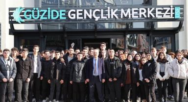 Gebzeli öğrenciler Güzide Gençlik’i çok beğendi