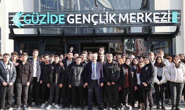 Gebzeli öğrenciler Güzide Gençlik’i çok beğendi