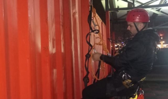 Kocaeli'de Afet gönüllüleri tecrübeleniyor