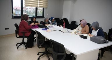 Şekerpınar Bilgi Evi’nde eğitimler sürüyor