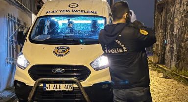 Annesini tabancayla vurulmuş halde buldu
