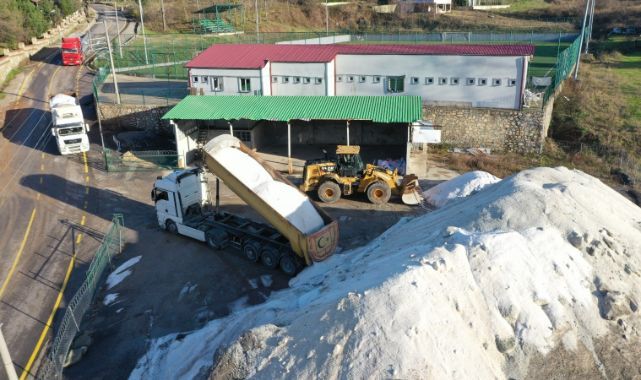 Başiskele’de kar yağışına hazır