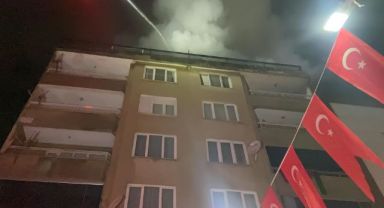 Binayı ateşe verdi, kaçmaya çalışırken yakalandı