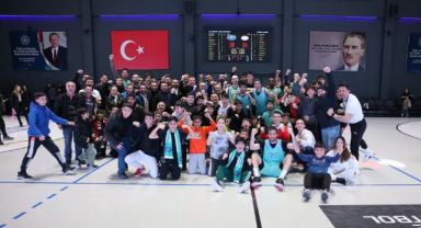 Çayırova Belediyesi Fenerbahçe Koleji deplasmanında