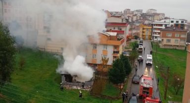 Çayırova'da yaşlı çiftin yaşadığı evde yangın çıktı