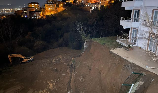 İnşaat alanında toprak kayması: 1 bina boşaltıldı