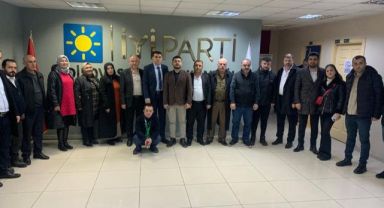 İYİ Parti Kocaeli Büyükşehir Belediye Başkan Adayı Yıldıztekin'e teşkilatlardan tam destek