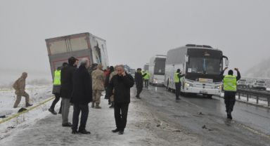 Kars'taki kazada acı detay: Sarıkamış şehitlerini anma etkinliklerine gidiyorlarmış