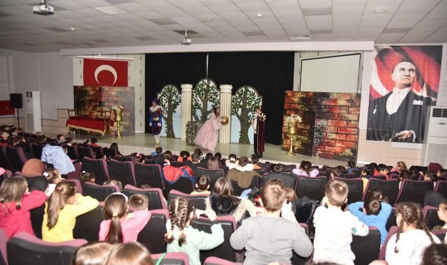 Kartepeli çocuklara yarıyıl eğlencesi