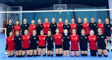 Körfez Gençlerbirliği voleybolda altyapı atağına geçti