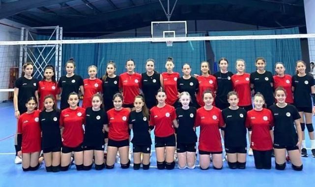 Körfez Gençlerbirliği voleybolda altyapı atağına geçti
