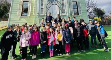 Minik kitapseverler İstanbul turu yaptı