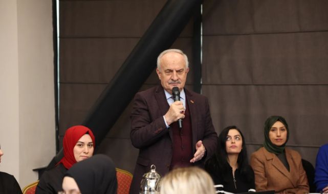 Veliler Başkan Aygün'ün projelerini inceledi