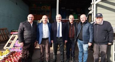 Başkan Büyükgöz Hal Esnafına Konuk Oldu