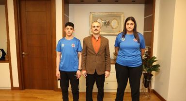 Başkan Çiftçi, şampiyon sporcuları ağırladı