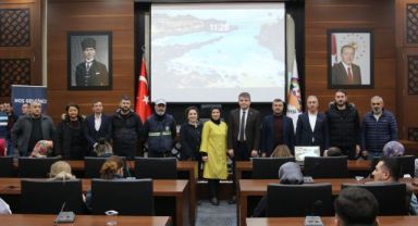 Belediye personellerine Türkiye'nin güzelliklerini anlattılar