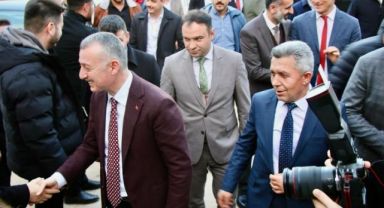 Büyükakın, Turan ve Ölmez birlikte esnaf gezdi