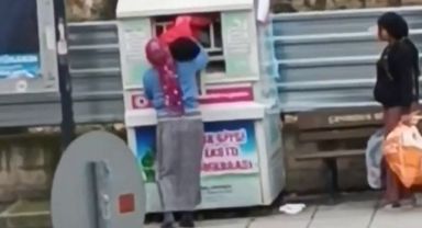 Giysi kumbarasından çocuk çıktı