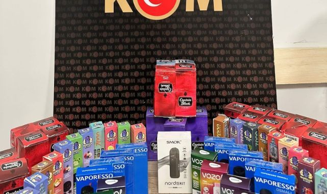 Kocaeli'de 180 bin dolu ve boş kaçak makaron ele geçirildi