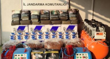 Kocaeli'de on binlerce makaron ele geçirildi