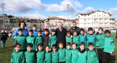 Minik futbolcular hünerlerini sergiledi