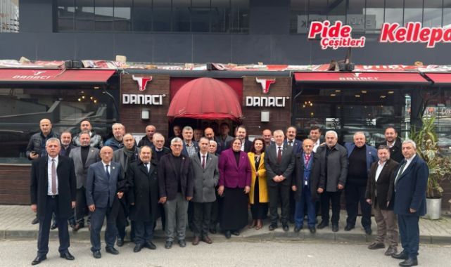 Sadık Güvenç muhtarlarla bir araya geldi