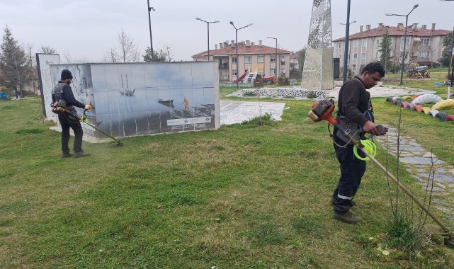 Başiskele'de yeşil alanlar bahara hazırlanıyor