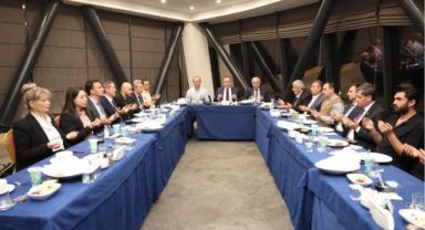 Başkan Aygün'ün onuruna veda iftarı