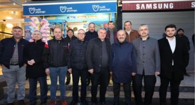 Büyükgöz, hemşerilerini işe uğurladı
